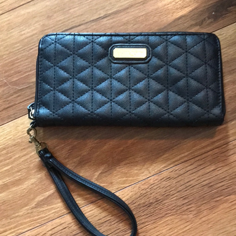 Jessica Simpson Wristlet